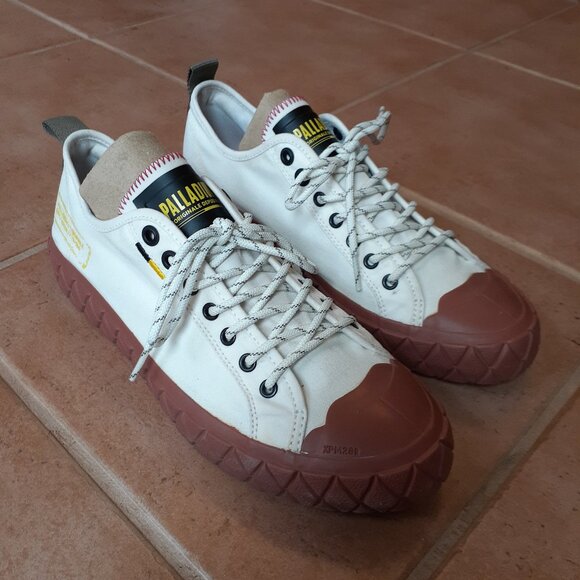 Men's 10.5 Palladium Palla Ace Supply Low Canvas Sneakers - Picture 2 of 9